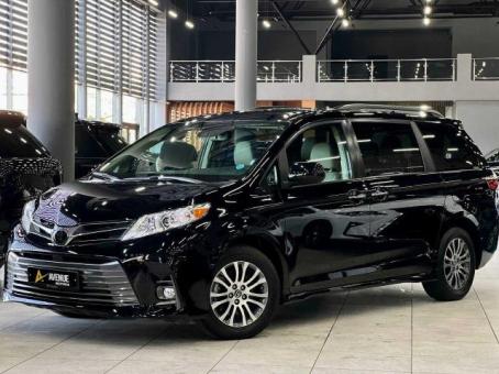 Продается Toyota Sienna 3.5