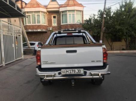 Toyota Tacoma TRD SPORT