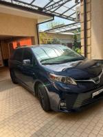 Toyota Sienna XLE AWD продаётся