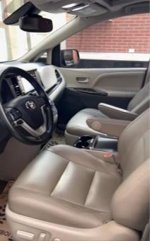 Toyota Sienna XLE AWD продаётся