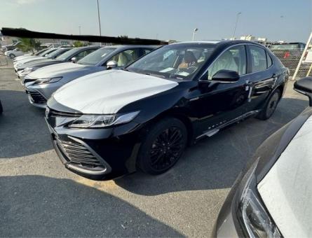 Продаётся Toyota Camry GLE.X 2.5L hybrid Premium. Модель 2023.