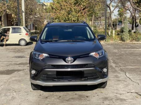 Продаётсяa: Toyota RAV4