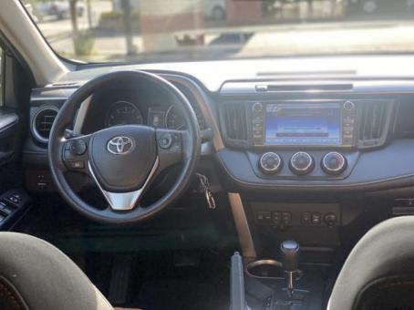 Продаётсяa: Toyota RAV4