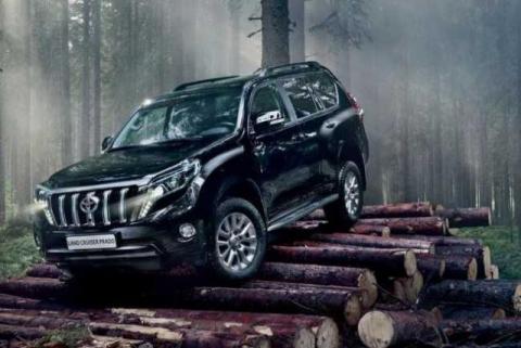 Toyota Land Cruiser Prado 150 год 2015