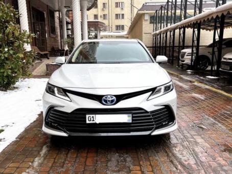 Toyota Camry HYBRID 2,5