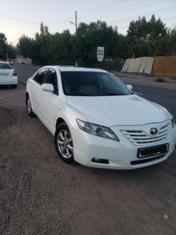 Срочно Toyota camry 2006