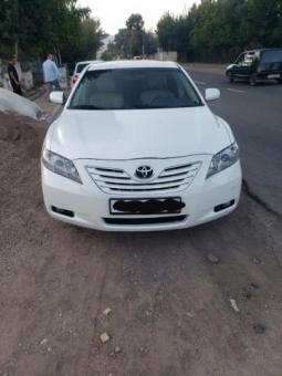 Срочно Toyota camry 2006