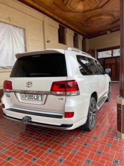 Land Cruiser Prado 200