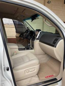 Land Cruiser Prado 200