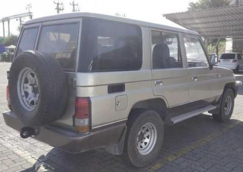 Продам Toyota land cruiser 70 1992