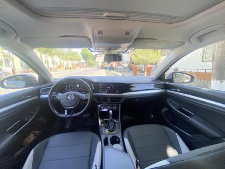 Volkswagen E-Bora pro full