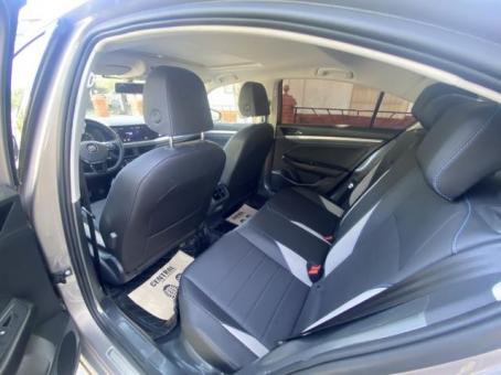 Volkswagen E-Bora pro full