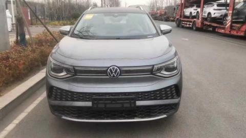 Volkswagen ID 6 CROZZ PURE+