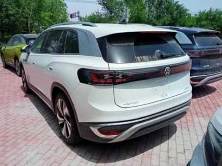 Электромобиль Volkswagen ID6 Pure plus