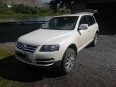 VW Touareg 3.2 v6 2007 года.