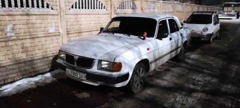 volga gaz 3110 srochni sotiladi