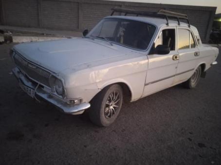 2401 volga... Yahshi moshina ..