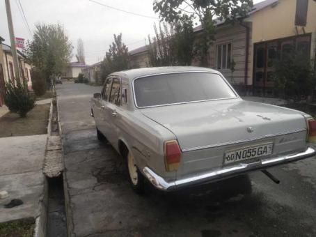 Газ 2401 сотилади. 1981-йил