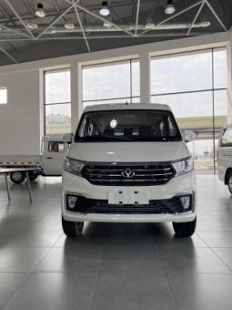 CHANGAN минивэн 9-мест, люкс