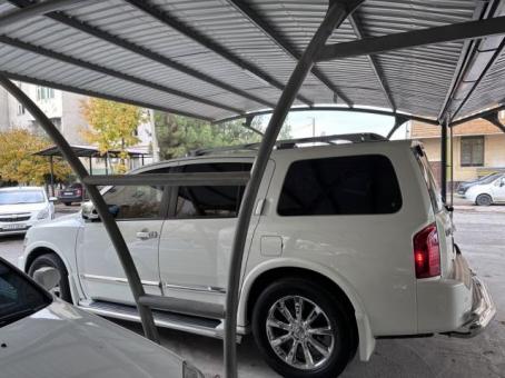 Infinity QX 56 отличный внедорожник