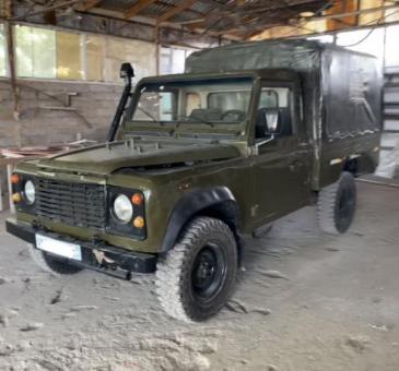 Готовится к продаже проект Land Rover Defender 110 pickup