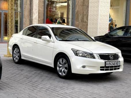 Honda Accord 2008 пробег 105тыс