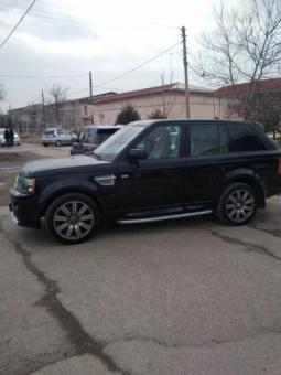 Range rover 4.4 mator holati yaxshi ishi yoq abemengayam bor