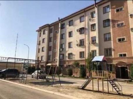 Продам квартиру в махалле Обод Макон, ориентир China Town .      BR06