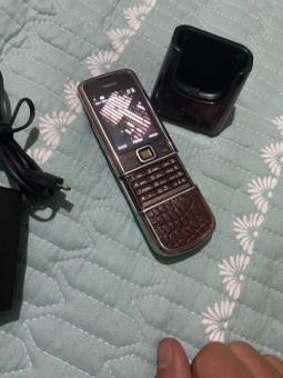 Nokia 8800 Choka sotiladi