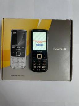 Nokia 6700 klassik